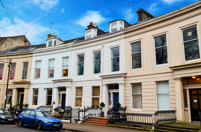 3 Bedroom Flat To Rent In Queens Crescent, Top Floor, Woodlands, Glasgow, G4