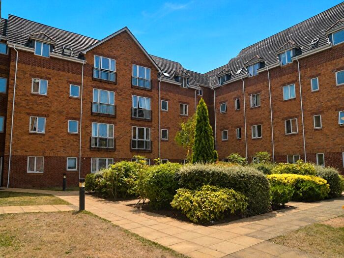 2 Bedroom Apartment To Rent In Westgate Court, Oxford Road, Reading, Berkshire, RG30