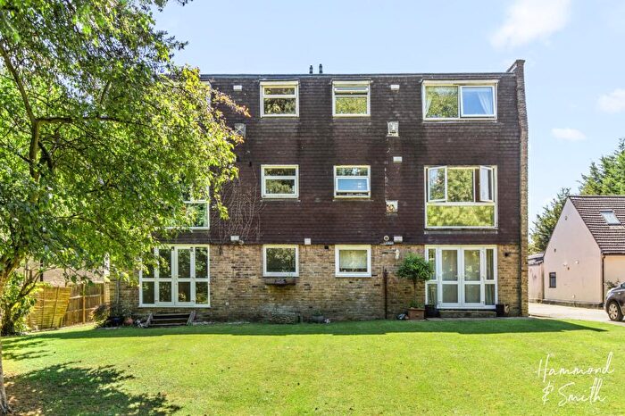 2 Bedroom Apartment For Sale In The Plain, Epping, CM16