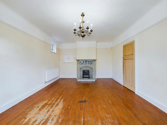 5 Bedroom Detached House To Rent In Belgrave Road, Boughton, Chester, CH3