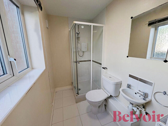 3 Bedroom Semi-Detached House To Rent In Bedrooms At Comet Avenue, Knutton, ST5