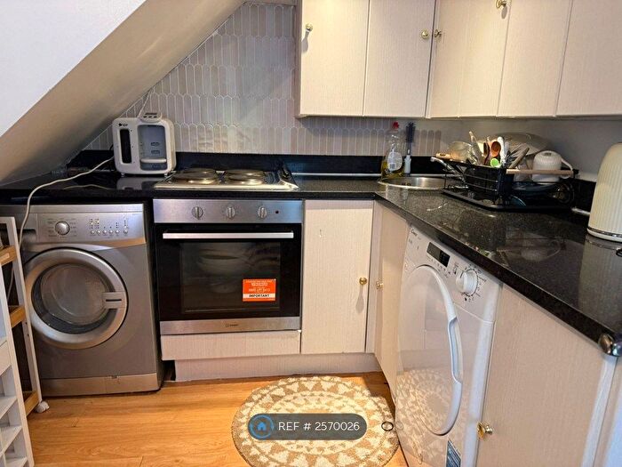 1 Bedroom Flat To Rent In Acton Lane, London, W4
