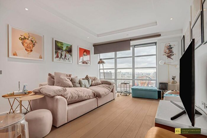 1 Bedroom Apartment To Rent In Kent Building, Hope Street, London, E14