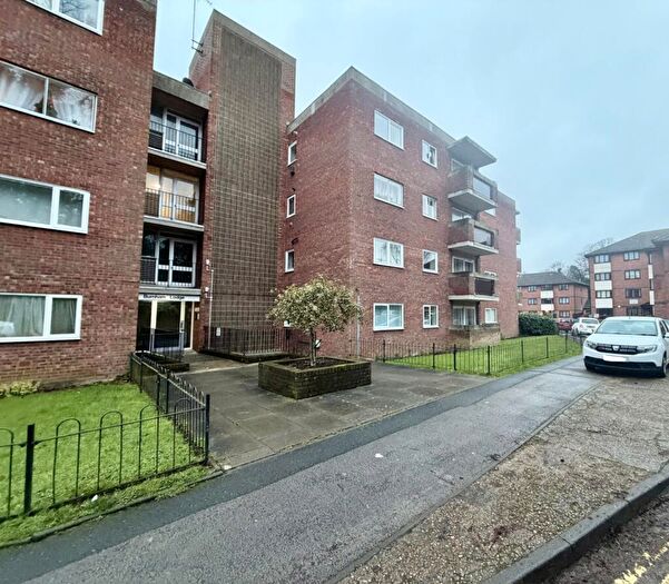 2 Bedroom Apartment For Sale In Burnham Lodge Oakstead Close, IP4