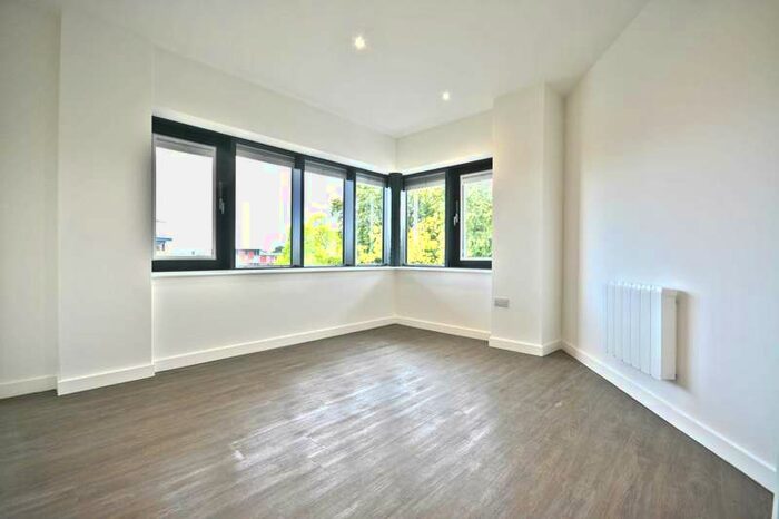 1 Bedroom Apartment To Rent In Century Court, Bracknell, RG12