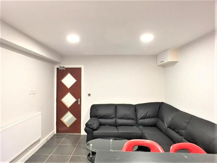 5 Bedroom Terraced House To Rent In Lime Avenue, Selly Oak, Birmingham, B29