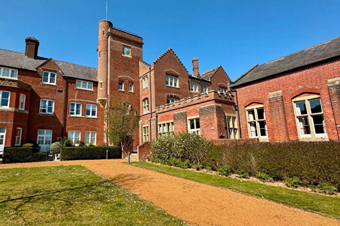 3 Bedroom Apartment To Rent In Cholsey, Oxfordshire, OX10