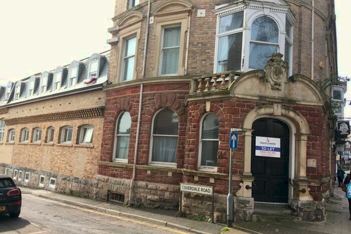 2 Bedroom Flat To Rent In Palace Avenue, Paignton, TQ3