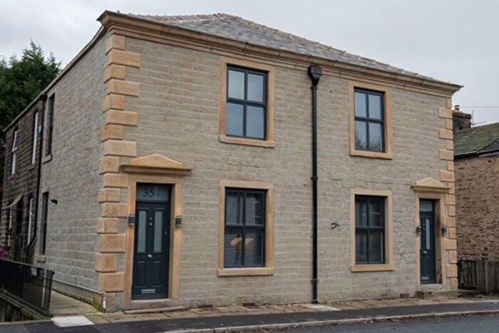 2 Bedroom Terraced House To Rent In Market Street Shawforth, OL12