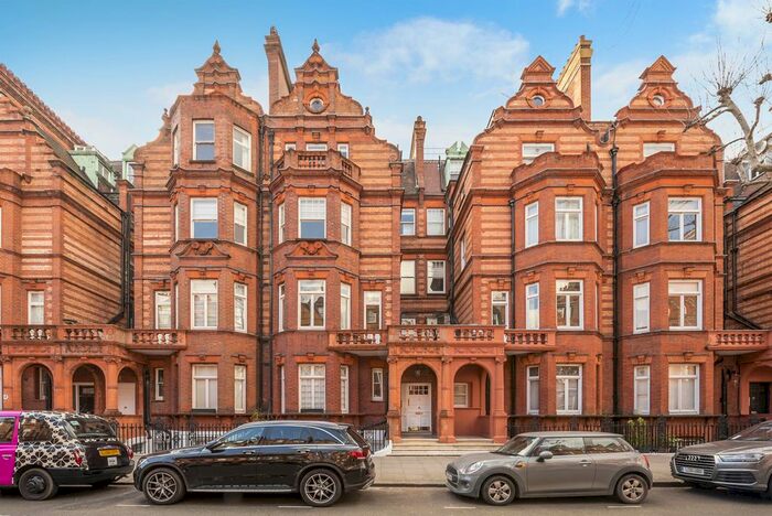 1 Bedroom Flat To Rent In Sloane Gardens, London, SW1W