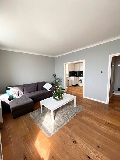 1 Bedroom Flat To Rent In Marine Parade, BN2