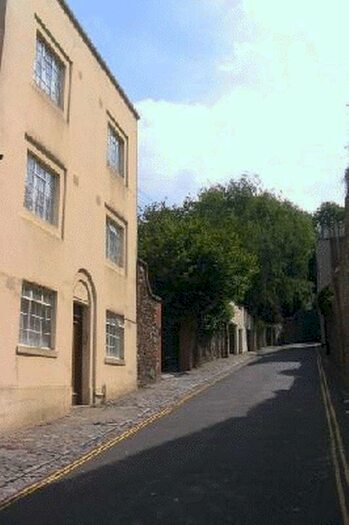 1 Bedroom Apartment To Rent In Upper Byron Place, Bristol, BS8