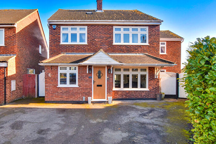 4 Bedroom Detached House For Sale In Leaden Close, Leaden Roding, CM6