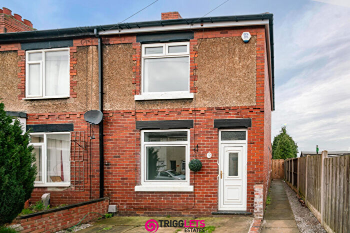 2 Bedroom Terraced House To Rent In Oak Road, Barnsley, South Yorkshire, S72