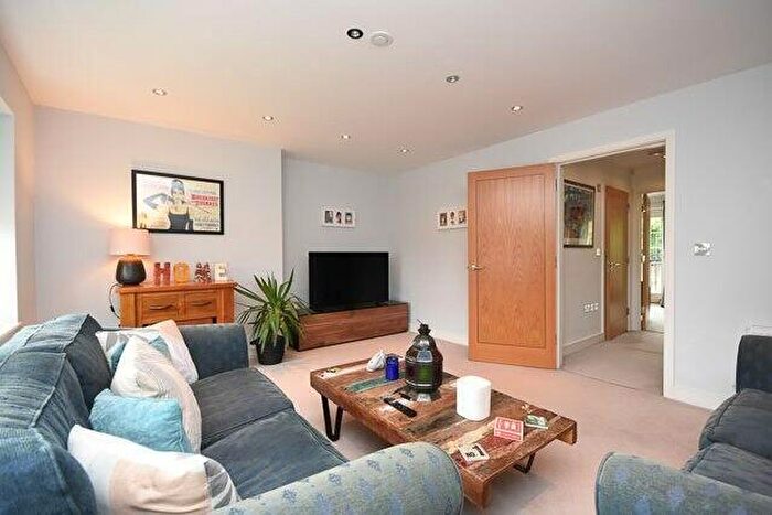 4 Bedroom Detached House For Sale In Welwyn, Hertfordshire, AL6