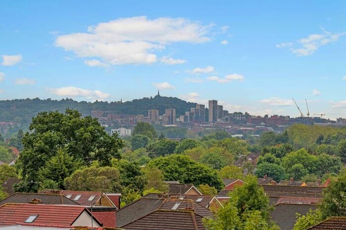 1 Bedroom Flat To Rent In Merrion Avenue, Stanmore, HA7