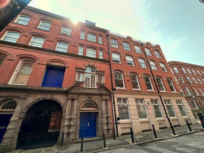 3 Bedroom Apartment To Rent In Plumptre Place, Nottingham, Nottinghamshire, NG1