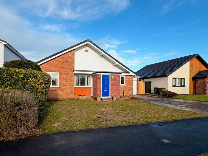 3 Bedroom Bungalow For Sale In Wicks Lane, Formby, Liverpool, L37