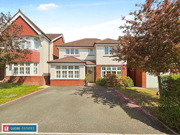 4 Bedroom Detached House For Sale In Orchard Row, Trelewis, Treharris, CF46