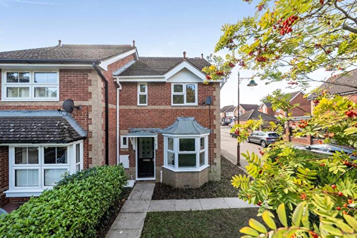 2 Bedroom Semi-Detached House For Sale In Pippin Way, Kings Hill, West Malling, ME19