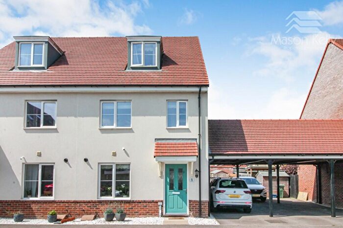 3 Bedroom Semi Detached House For Sale In Jura Way, Milton Keynes, Buckinghamshire, MK3