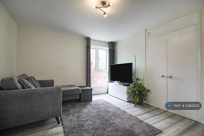 1 Bedroom Flat To Rent In Malago Road, Bristol, BS3