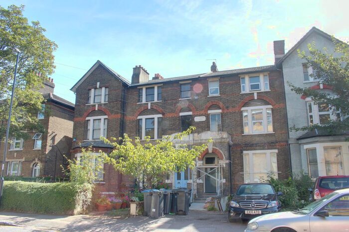 2 Bedroom Flat To Rent In Lansdowne Road, Croydon, CR0