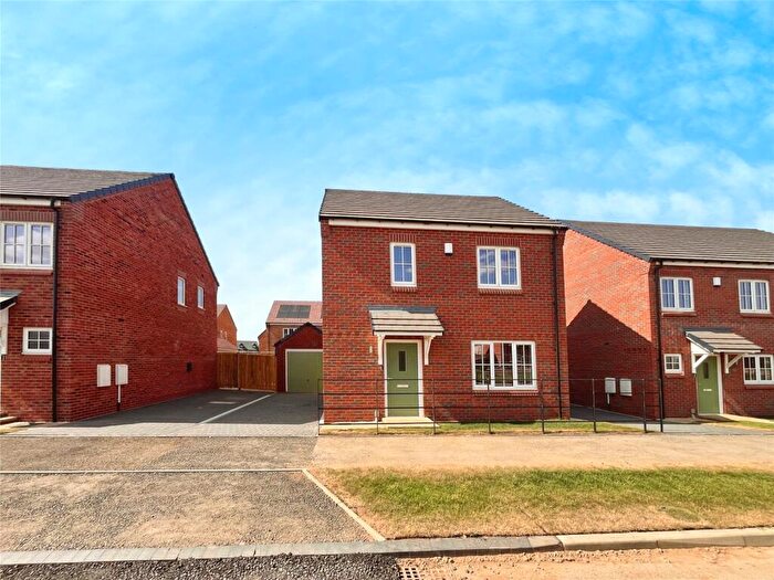 3 Bedroom Detached House To Rent In Mason Drive, Armthorpe, Doncaster, DN3