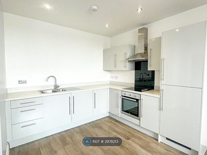 1 Bedroom Flat To Rent In Sycamore Court, Luton, LU2
