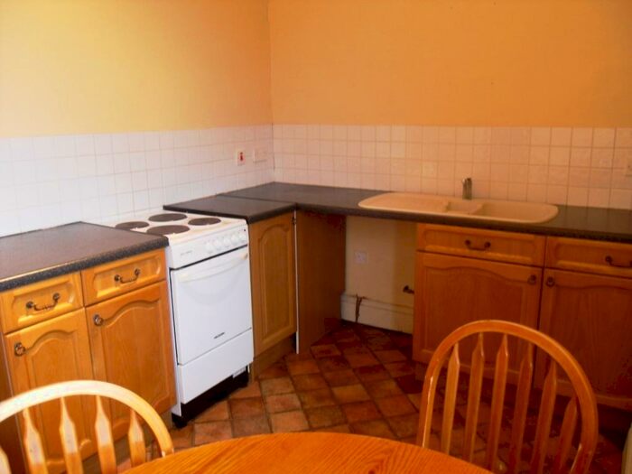 1 Bedroom Flat To Rent In Balby Road, Balby, Doncaster, DN4
