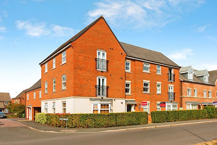 2 Bedroom Flat For Sale In Freshman Way, Market Harborough, LE16