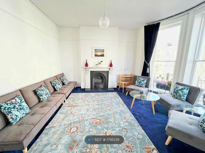 1 Bedroom Property To Rent In Lansdowne Place, Hove, BN3