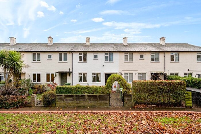 3 Bedroom Terraced House For Sale In Grizedale Terrace, London, SE23