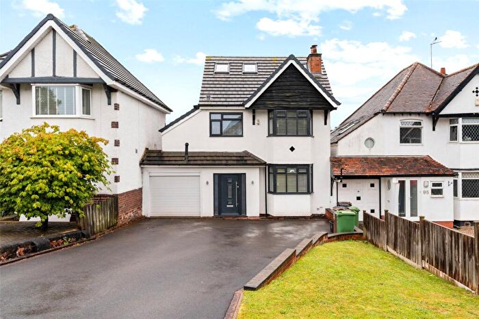 5 Bedroom Link Detached House To Rent In Burman Road, Solihull, West Midlands, B90