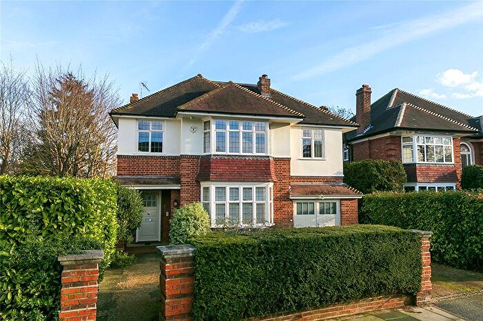 6 Bedroom Detached House For Sale In Sheen Lane, London, SW14