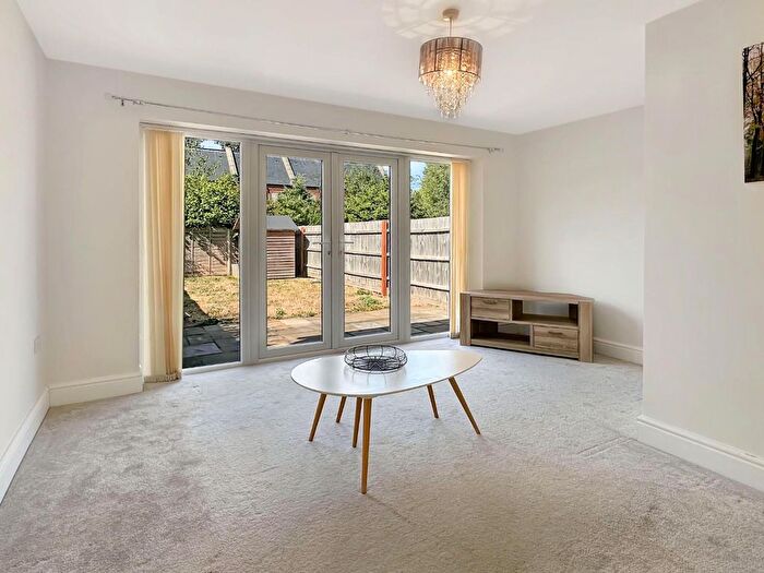 4 Bedroom Detached House For Sale In Coldhams Lane, Cambridge, CB1