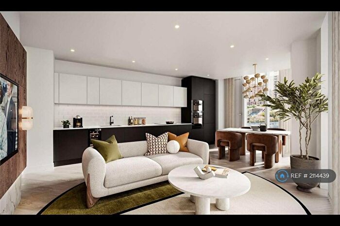 2 Bedroom Flat To Rent In Trinity Way, Manchester, M3