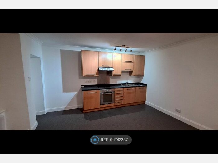 1 Bedroom Flat To Rent In Boyd Street, Largs, KA30