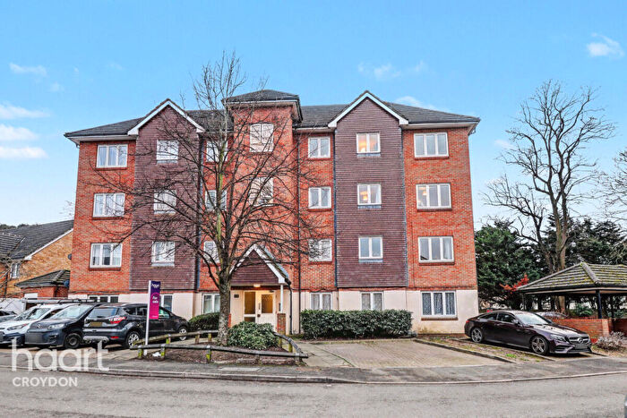 2 Bedroom Flat For Sale In Old School Place, Croydon, CR0