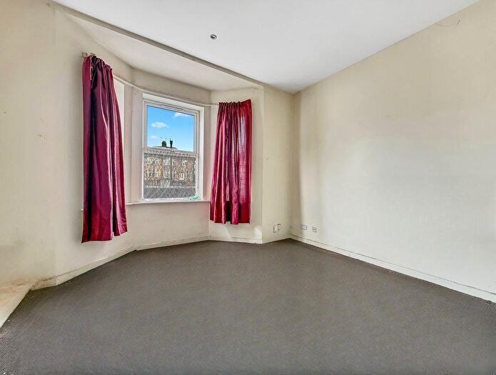 1 Bedroom Flat To Rent In Ely Road, Cardiff, CF5