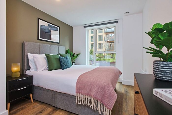 2 Bedroom Flat To Rent In Westminster Way, Oxford, OX2