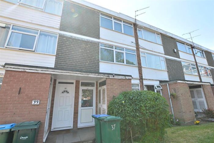 2 Bedroom Duplex To Rent In Darnford Close, Walsgrave, Coventry, CV2