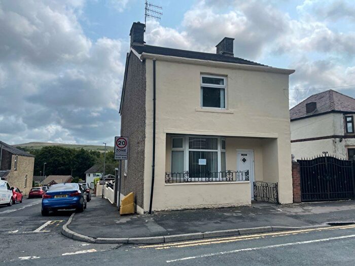 2 Bedroom Detached House To Rent In Manchester Road, Accrington, BB5