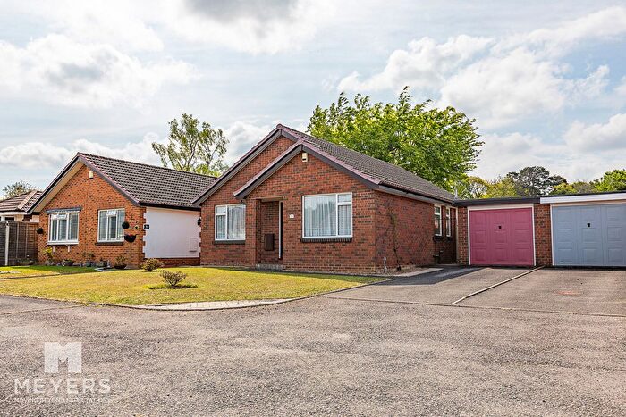 2 Bedroom Bungalow For Sale In Leeson Drive, Ferndown, BH22