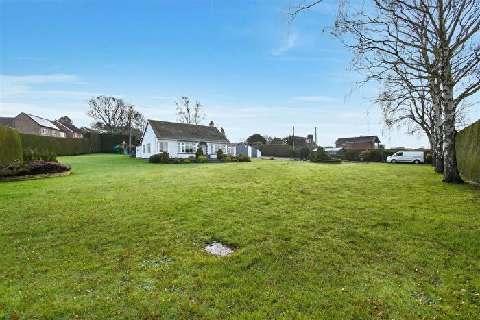 5 Bedroom House For Sale In Barton Road, Wrawby, Brigg, DN20