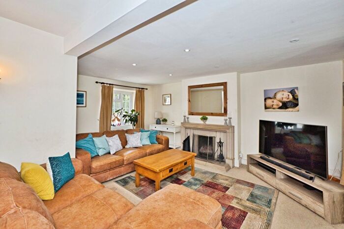 4 Bedroom Semi-Detached House For Sale In Church Road, Bawdrip, Bridgwater, TA7