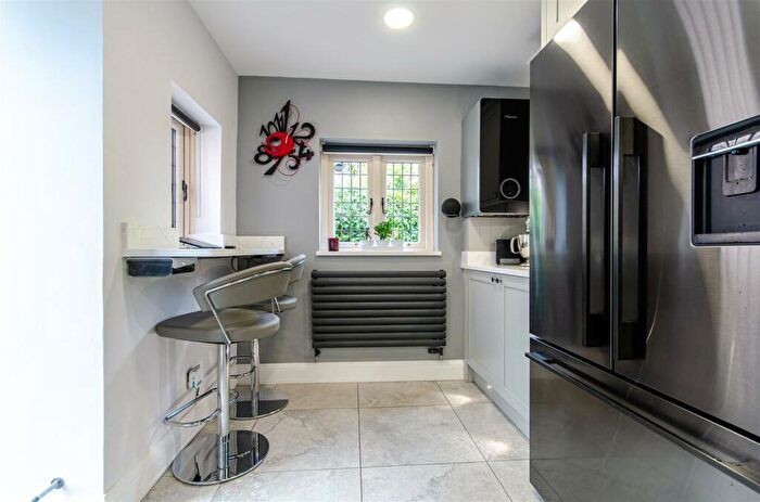 2 Bedroom Cottage For Sale In Little Aston Lane, Sutton Coldfield, B74
