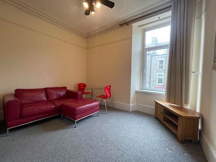 1 Bedroom Flat To Rent In Victoria Road, Aberdeen, AB11