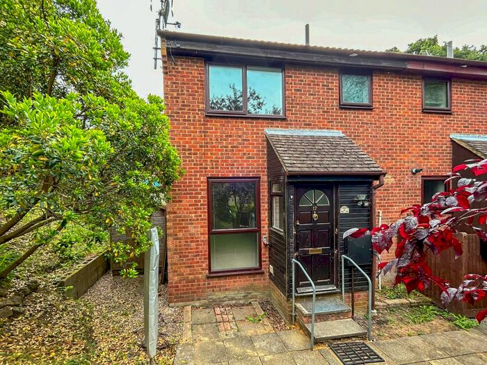 1 Bedroom Semi-Detached House To Rent In Smugglers, Hawkhurst, Cranbrook, TN18