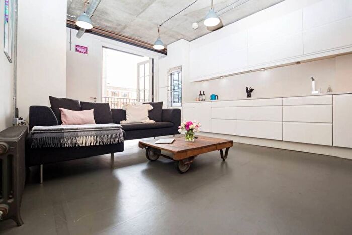 1 Bedroom Flat To Rent In New Inn Broadway, Shoreditch, London, EC2A